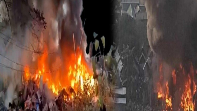 এখনো নিয়ন্ত্রণে আসেনি কড়াইল বস্তির আগুন।...