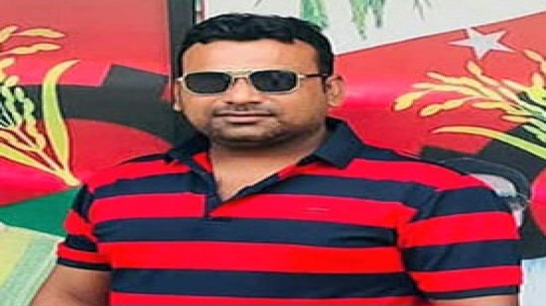 মাগুরায় বাস কাউন্টারের ভেতরে যুবদল নেতার